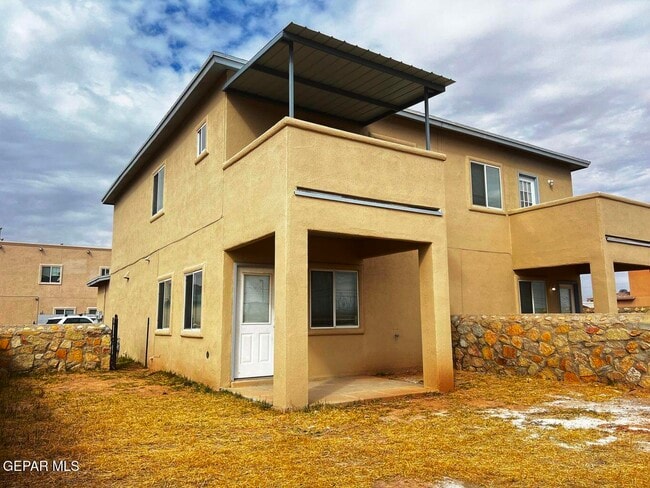 Building Photo - 5913 Cielo De Oro Pl