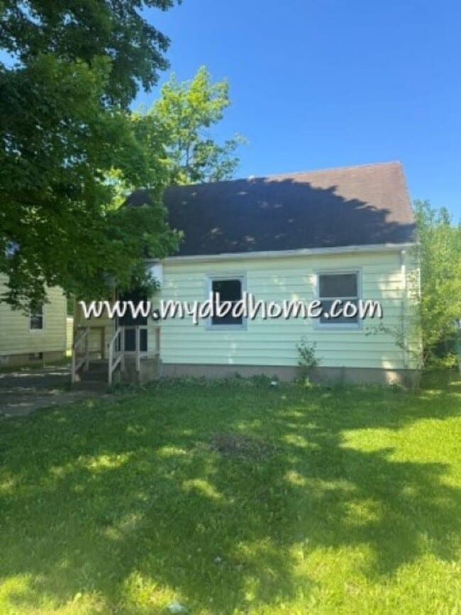 Building Photo - 4508 Plaza Dr