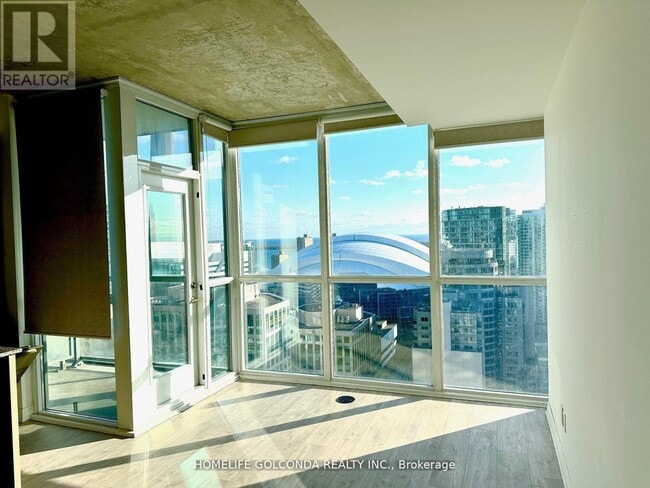 Building Photo - 88 Blue Jays Way