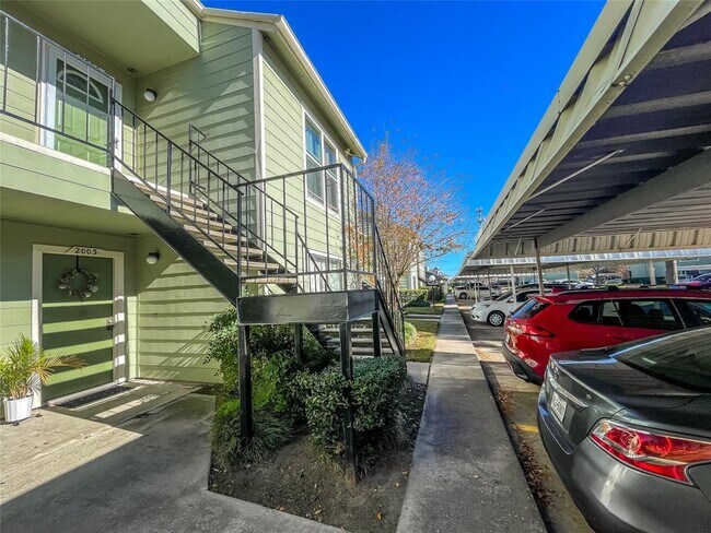 Building Photo - 14777 Wunderlich Dr