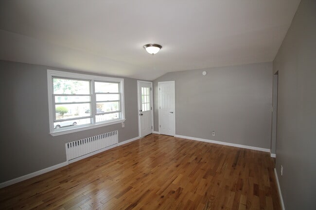 Building Photo - 209 Tibbetts Rd