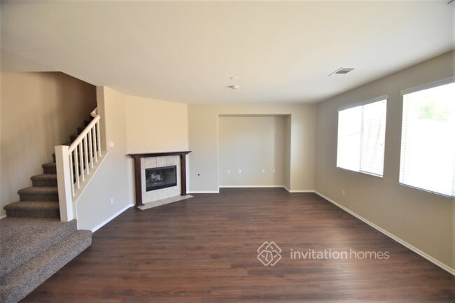 Building Photo - 2159 Beechwood St