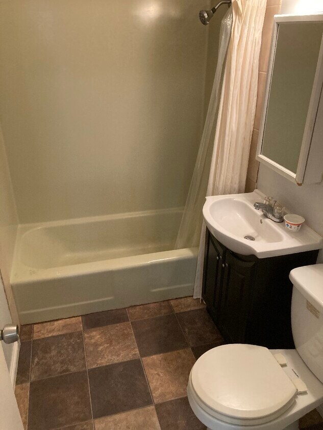 Foto principal - 926 Fulton St SE