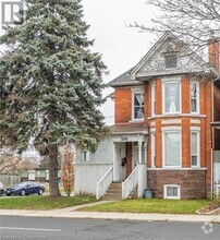 Building Photo - 206 Victoria Ave N