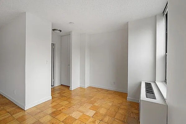 Foto del edificio - 147 W 87th St