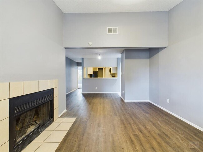 Foto del edificio - 806 W 24th St