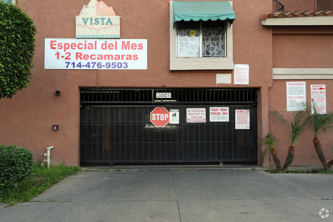 Building Photo - Vista Terrace Apartments