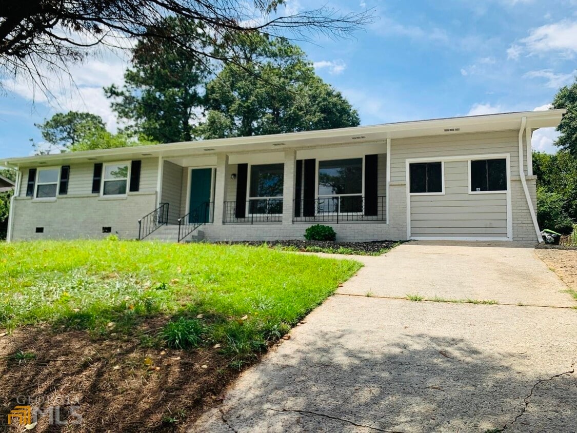 6381 Maddox Rd, Morrow, GA 30260 House Rental in Morrow, GA