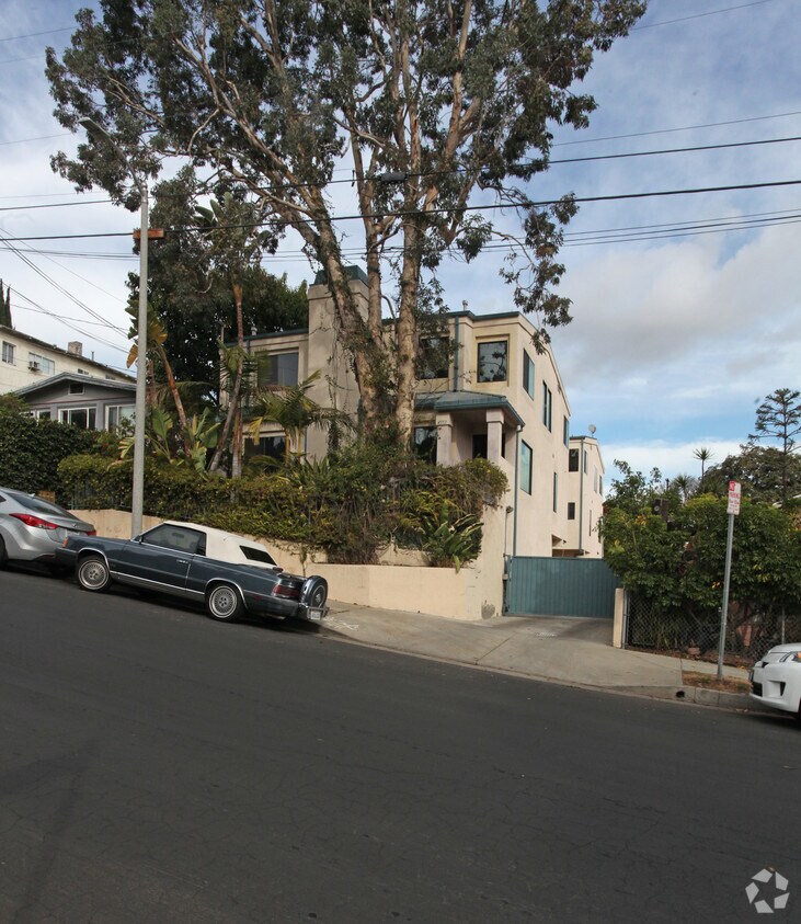 Foto principal - 4353-4359 Clayton Ave