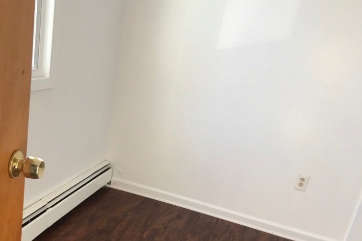 Foto principal - 907 Stuyvesant Ave