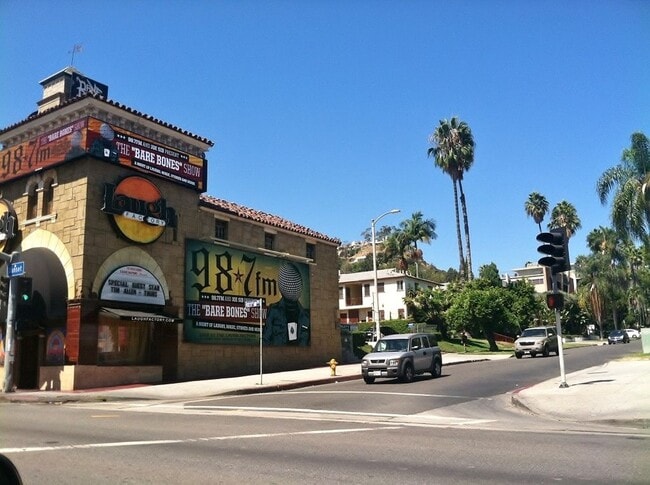 Building Photo - 1520 N Hayworth Ave