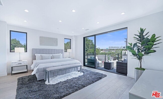 Foto del edificio - 4710 Berryman Ave