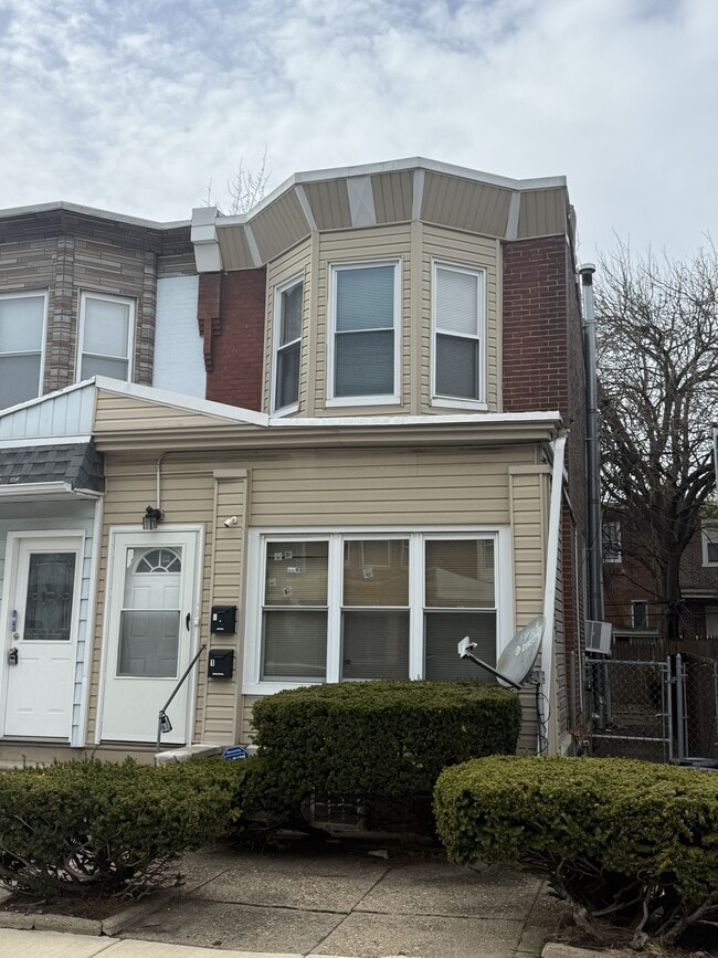 Building Photo - 5734 Vandike St