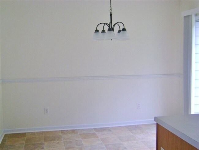 Foto del edificio - 501 Greenleaf Ct