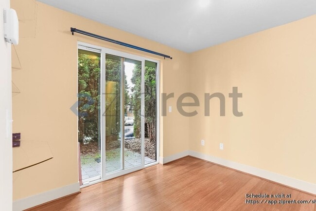 Foto del edificio - 7015 Linden Ave N