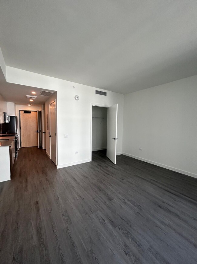 Foto del edificio - 105 NE 25th St
