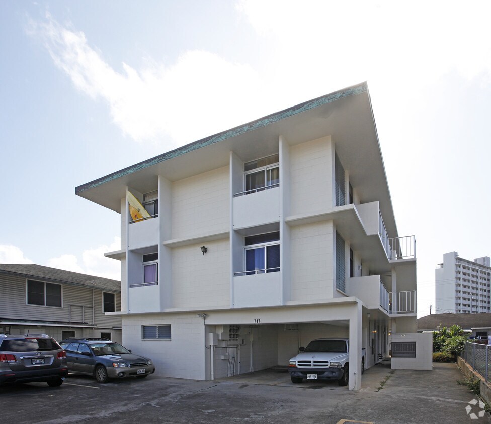 Building Photo - 717 Hausten St