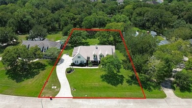 Building Photo - 32515 Westminster Dr
