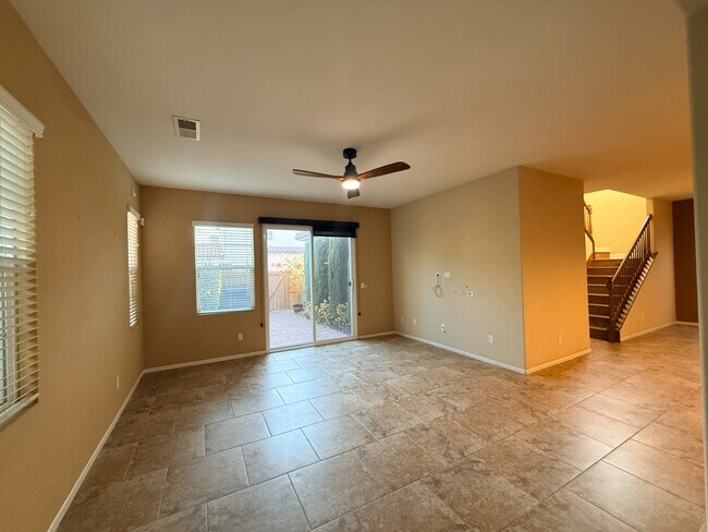 Building Photo - 1824 Wolf Canyon Loop