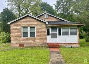 Building Photo - 1710 Bradt St