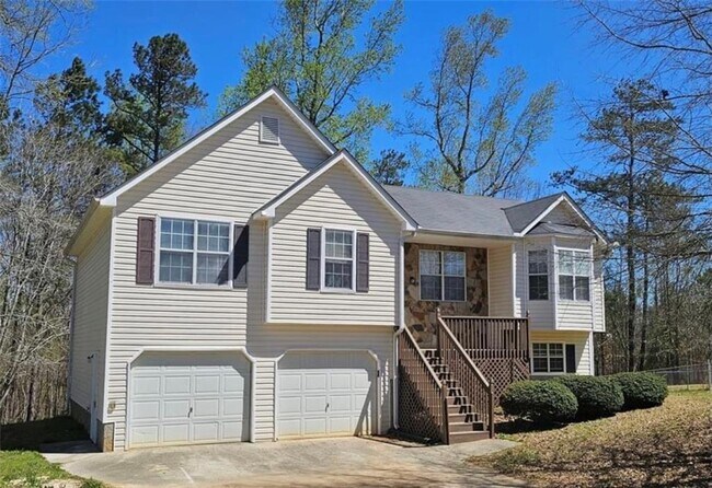 Building Photo - 390 Princeton Dr