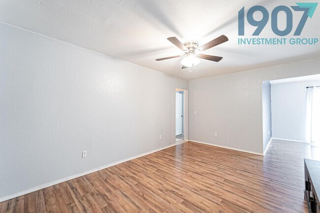 Foto del edificio - 1016 NW 7th Pl