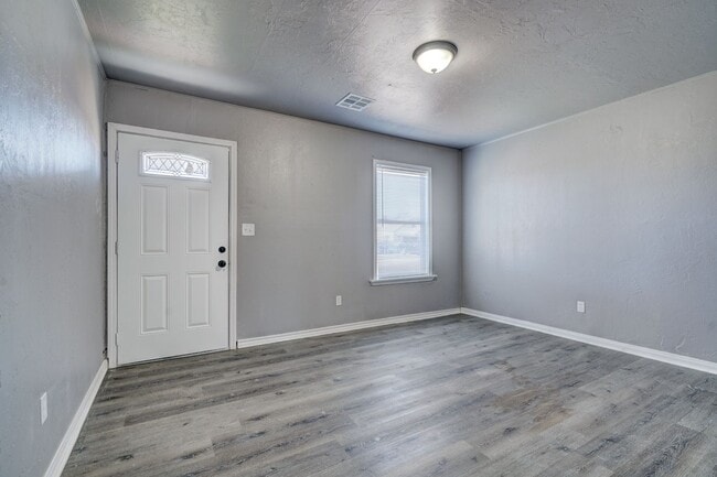 Photo - Prime Location! 2BR/1BA with Flex Room Hom... House