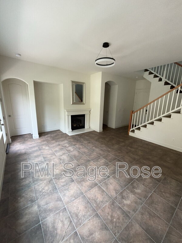 Building Photo - 7741 Shalestone Way