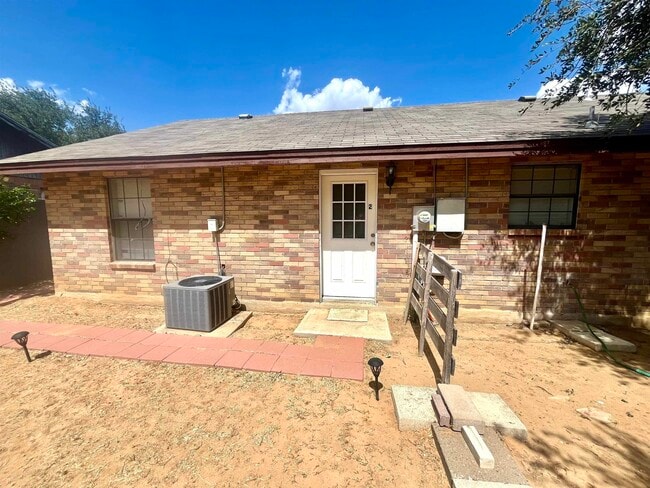 Building Photo - 306 La Herradura Ct