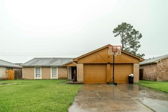 Building Photo - 17330 Heritage Bay Dr