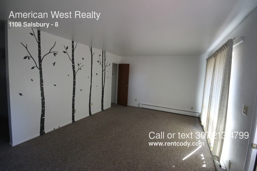 Foto principal - 1108 Salsbury Ave