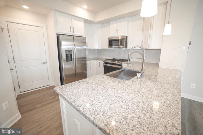 Building Photo - 2263 WOODLAND GAP Ter