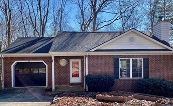Building Photo - 66 Foxberry Dr