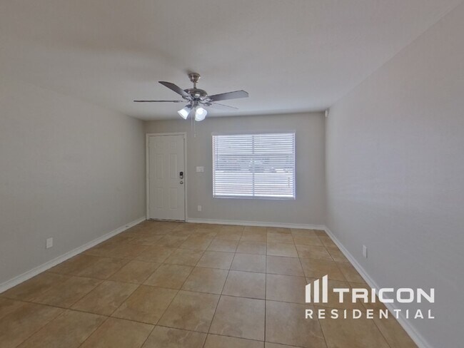Building Photo - 1538 W Charleston Avenue Phoenix AZ