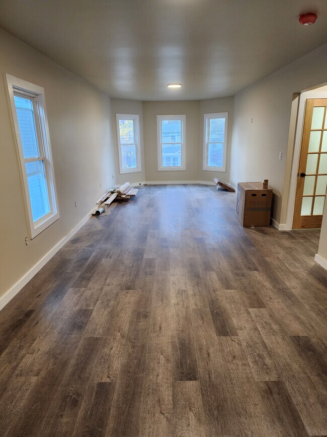 Foto del edificio - 331 W Colvin St