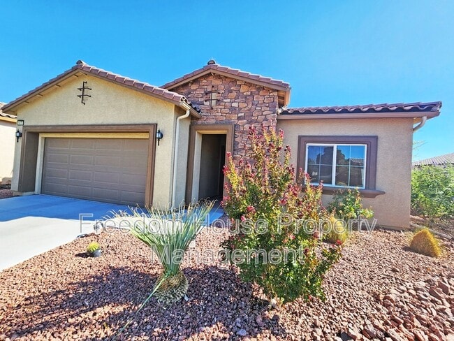 Building Photo - 5375 E La Campana Dr