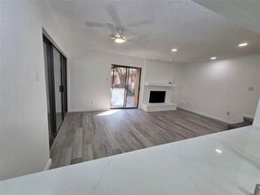 Building Photo - 82 Morrow Dr