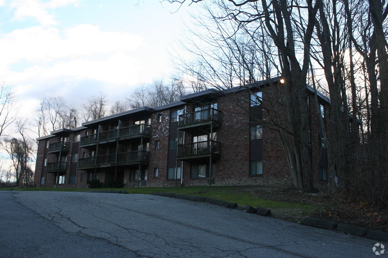 Edificio - 34 Putnam Ave