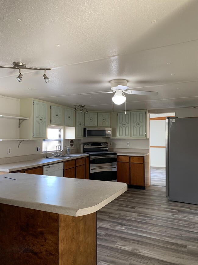 Building Photo - 1159 Bailey Ct