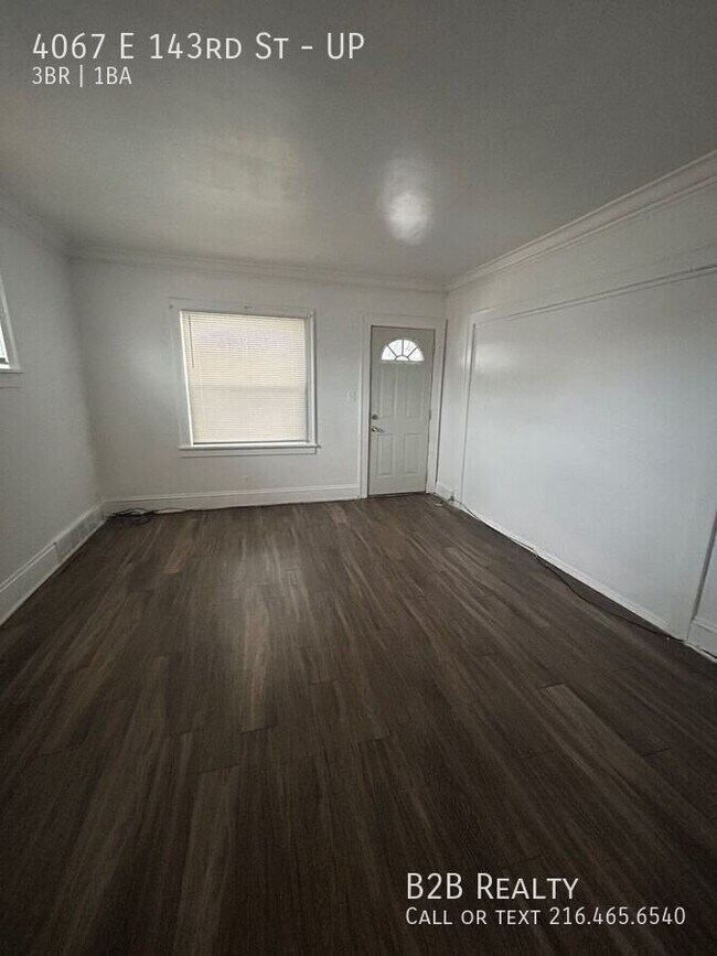 Foto del edificio - 4067 E 143rd St