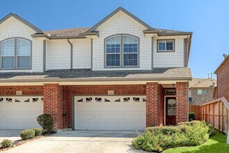 Building Photo - 8908 Minola Oaks Dr