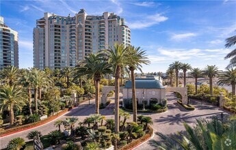 Building Photo - 9101 Alta Dr