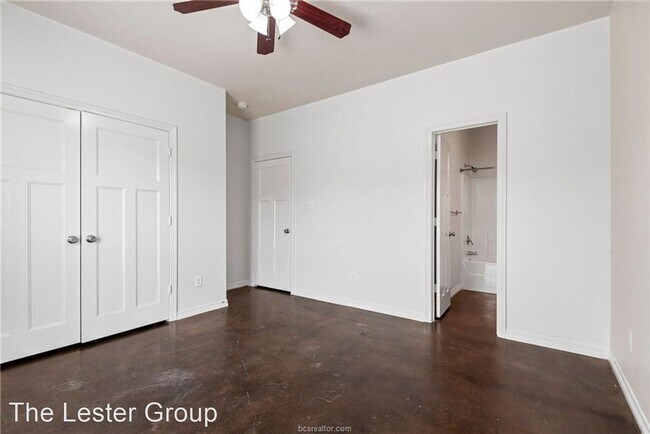 Building Photo - 4 br, 4 bath House - 6809 Appomattox Drive