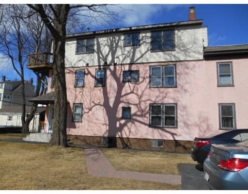 Primary Photo - 11 Carver St