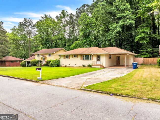 Foto del edificio - 2579 Bonnybrook Dr SW
