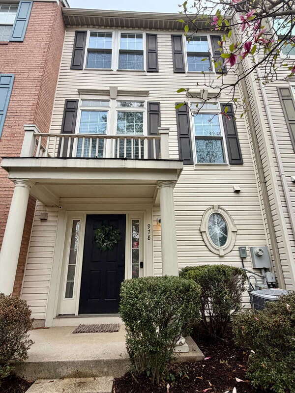 Photo - 978 Harrison Cir House