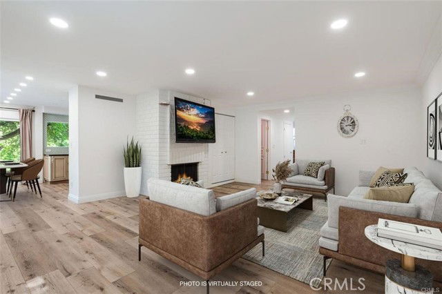 Foto del edificio - 119 Bell Cyn Rd