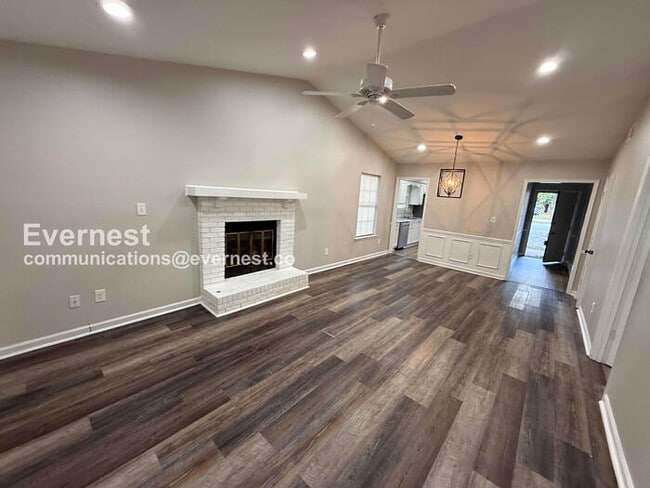 Building Photo - 615 Cahaba Manor Trail