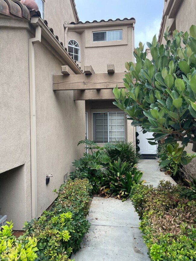 Foto del edificio - Dual Master Two Bedroom Townhome in Westpa...