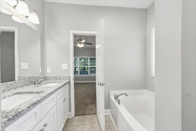 Building Photo - 2369 Eagle Glen Ct
